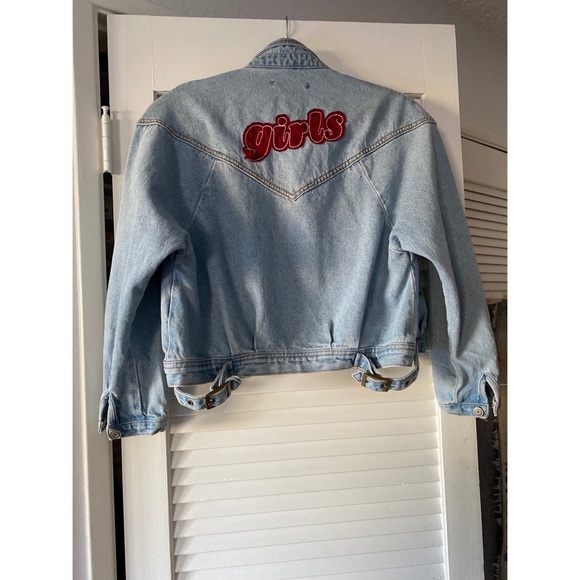 Brandy Melville Isabelle Denim Jacket with Girls Patch EXTREMELY RARE. - Picture 13 of 13